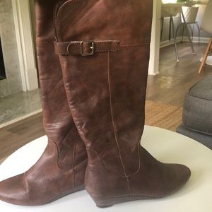 Brown boots